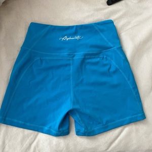 Alphalete pulse kinetic shorts